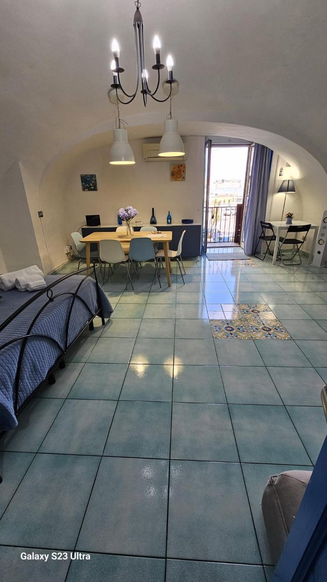 Napoli Lungomare Caracciolo Mon Amour Bagian luar foto